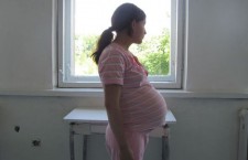 Patru adolescente din Briceni au rămas însărcinate, tinerii riscă închisoare